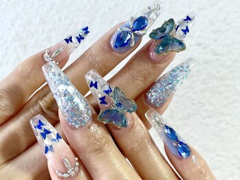 ネイルサロンラグジュアリー 梅田店(LUXURY)/バタフライネイル