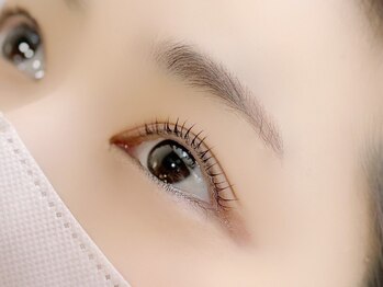 フィオブロウ 姫路飾磨(fiio brow)/《美眉/眉毛/アイブロウ/姫路》