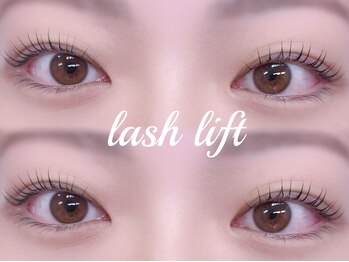 エサージュ 表参道店/アイブロウ×カール/担当：鳥山