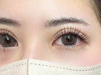 アイラッシュサロン サラ(sara)の写真/業界最新技術LEDマツエク導入!今までにない圧倒的キープ力!目元のトラブルでエクステを諦めていた方も◎