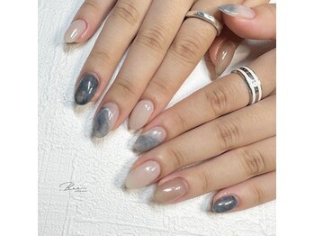 ドットビー(.Bee)/