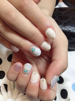 メグ ネイル(megu)/