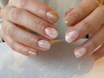 アイネイルズ 梅田店(I nails)/繊細うねうねニュアンス