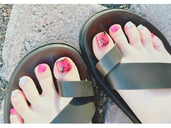 アトリエ ペーニクルス(Atelier Peniculus.)/フットネイル ペイズリー