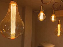 グラムハンズ(glam hands)/照明の色味にこだわりました