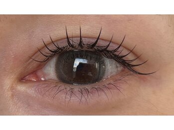 マム(MOM)の写真/自分史上1番かわいい目元に◎お客様一人ひとりの自まつ毛の状態を見極めたデザイン選定でキープ力UP！
