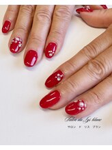 サロンドリスブラン(Salon du lys blanc)/Red nail