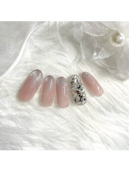 3月大人可愛いおでかけネイル