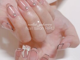 ラインフレンチ×リボン