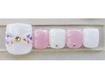 ロココ ラブリヤ ネイル 岡崎店(Rococo Lovelya Nail)/フット・定額コース