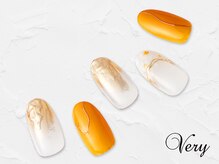 ヴェリー 六本木ヒルズ店(Very)/秋カラーのフラワーネイル