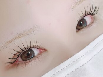 イリ(yLi)の写真/まつ毛が細い/弱い/短い等お悩みは様々！状態や癖を見極めた丁寧なカウンセリングで理想の目元へ★