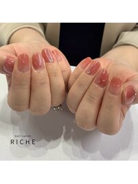 うるうる血色感ピンクネイル
