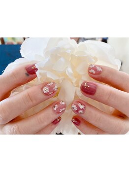 手描きアートが得意なサロン