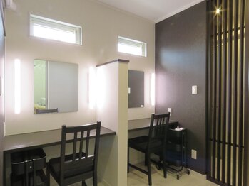 アイリーユー(Airy U)/メイク直しスペース