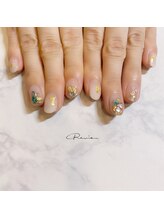 レヴィー(Revie)/Nail