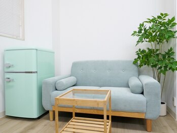 アン(anne)の写真/プロがまつ毛の映えグセや状態に合わせたデザインをご提案!丁寧な施術×高技術で理想の目元へ導きます◎