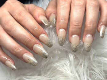 シン(XIINH)/夏デート人気ラメグランデジョン