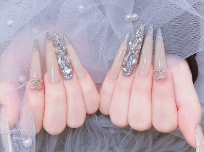 ラッキーネイル(lucky nail)の写真