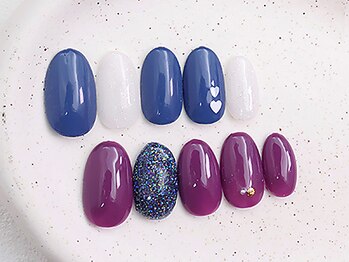 ワンラブネイルズ 新橋店(OneLoveNails)の写真/新橋人気サロン！高技術の施術を1時間で♪休憩中や仕事終わりでもOK、当日予約も◎