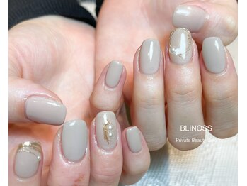 ブリノス(BLINOSS)/オフィスネイルデザイン☆