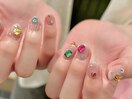 宝石ネイル