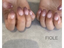 フィオル(FIOLE)/グラデーションネイル