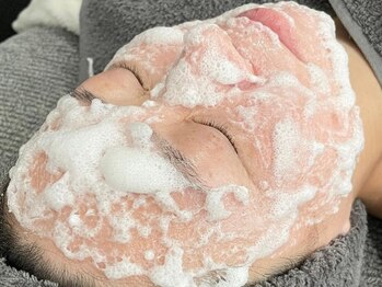 メイクアップスタジオ ウィッシュ(Make up Studio Wish!)の写真/一瞬ですっぴんシフォン肌を叶えるご褒美ピーリング!小顔×美肌ケアで本来の肌の美しさを取り戻しましょう!