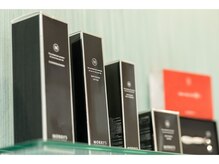 エキュレ ジャーニー トゥ マイ トータル ビューティー(equrer)の雰囲気（ホームケア商品も充実◎お肌悩みに合わせたご提案を致します。）