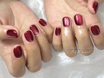 主役級赤マグネットネイル