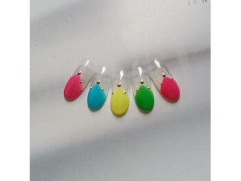 コーラル(CORAL)/変形フレンチアート￥10500