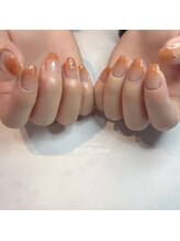 リッシュ ドゥ(RICHE deux)/オレンジグラデーションネイル