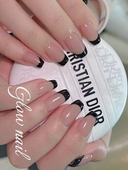 グロー ネイル(Glow Nail)/
