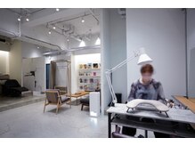 メゾンヴィラ(Maison villa)の雰囲気（美容室内併設、ゆったり広々【浦和/フィルイン/パラジェル】）