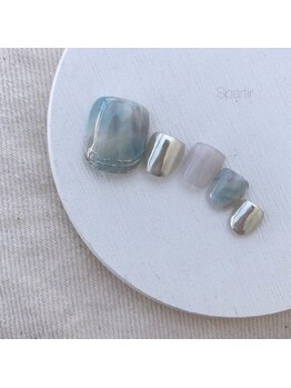 エスパルティール(Spartir)/透け感ニュアンスネイル