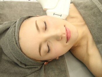 カンナムビューティー 新宿 代々木の写真/【オンダリフト導入】韓国で人気爆発中★数週間で圧倒的小顔!驚きの低価格/結果重視を実現!最高峰リフトUP