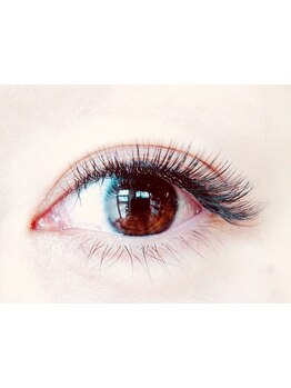 ボリュームのある目元にしたい