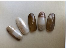 アウラ ネイルサロンアンドスクール(aula)/フリーデザイン　9,900円