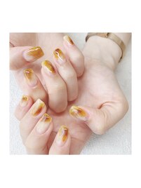 ブラウンのニュアンスネイル☆