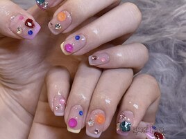 個性派ストーンアートネイル