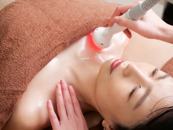 イベリア 心斎橋店(IBERIA)/温熱ラジオ波