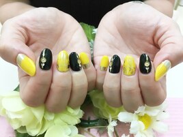 イエロー×ブラック