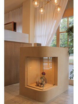 イーズ(ease.)/艶髪になれる髪質改善が人気