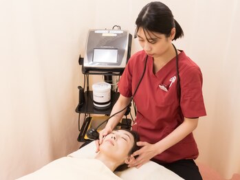 三越前はり灸整骨院/ハリ艶(つや)美容