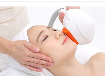 デュポン 鶴瀬駅西口店(Dupont)/光フェイシャル