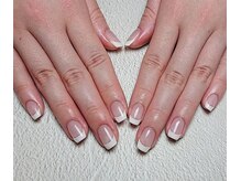 王道フレンチ・グラデーションコース［LED/アンドヘルシー/まつげパーマ/長さだし/パラジェル/オフのみ］