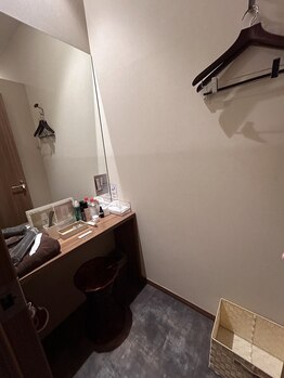 イアソ(IASO)/更衣室