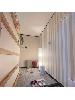 ティービューティー(TeaBeauty)/スリッパにお履き替えください