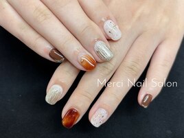 人気ニュアンスネイル