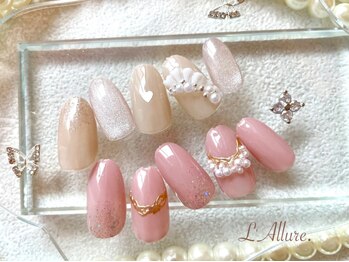ラリュール(L'Allure.)の写真/【100種類以上のサンプルから選べる♪】アートの種類が豊富！爪の状態に合わせて最適なジェルをご提案◎